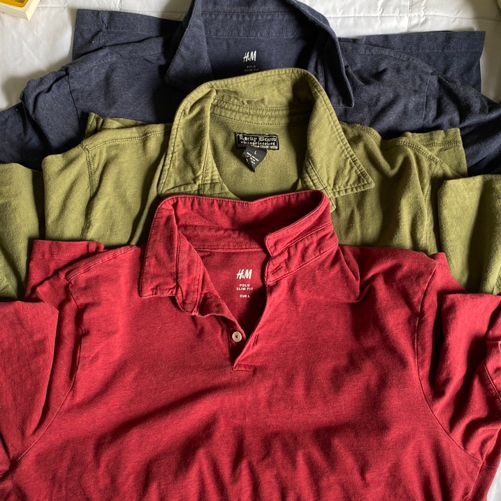 3 polos